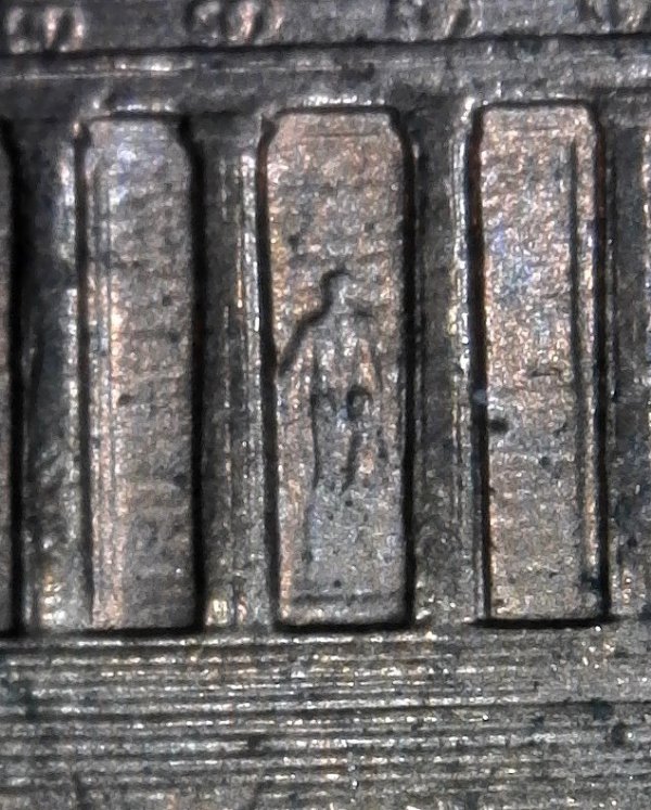 2004-P-Lincoln-Memorial-Cent-With-Decent-Column-Bar-DDR-To-The-Right